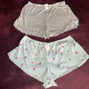 Colsie Women's Pajama Shorts Set - Light Gray and Mint with Pink Floral